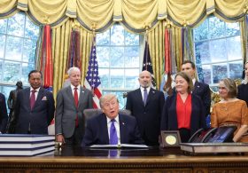 With control of Congress now at stake, Trump makes Iowa steel plant announcement a big tent event