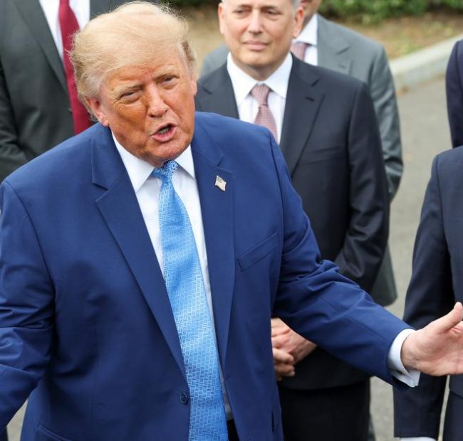 Trump says he will sign executive order officially renaming AI as ‘Super Intelligence’ on Tuesday