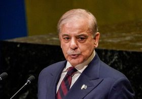 Pakistani PM Sharif Condemns India, Houthis, and Israel at U.N. General Assembly