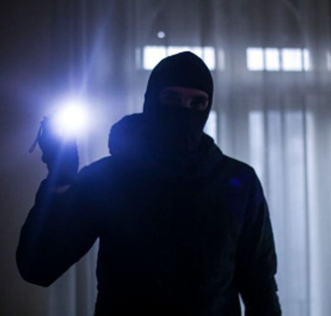 Burglar Breaks Glass, Alerts Armed Alabama Homeowner – It’s Last Mistake He Ever Made