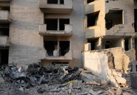 New turbulence upends stability of Iran war for Trump 