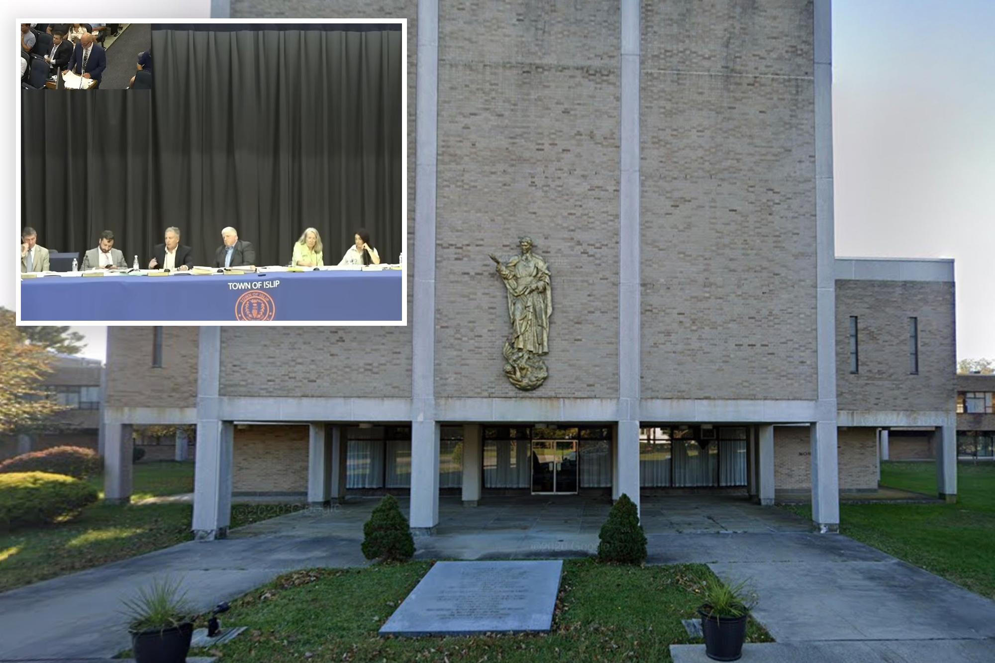 NY town OKs all-boys Muslim school in residential nabe — but 120 students can’t stay overnight Muslim school