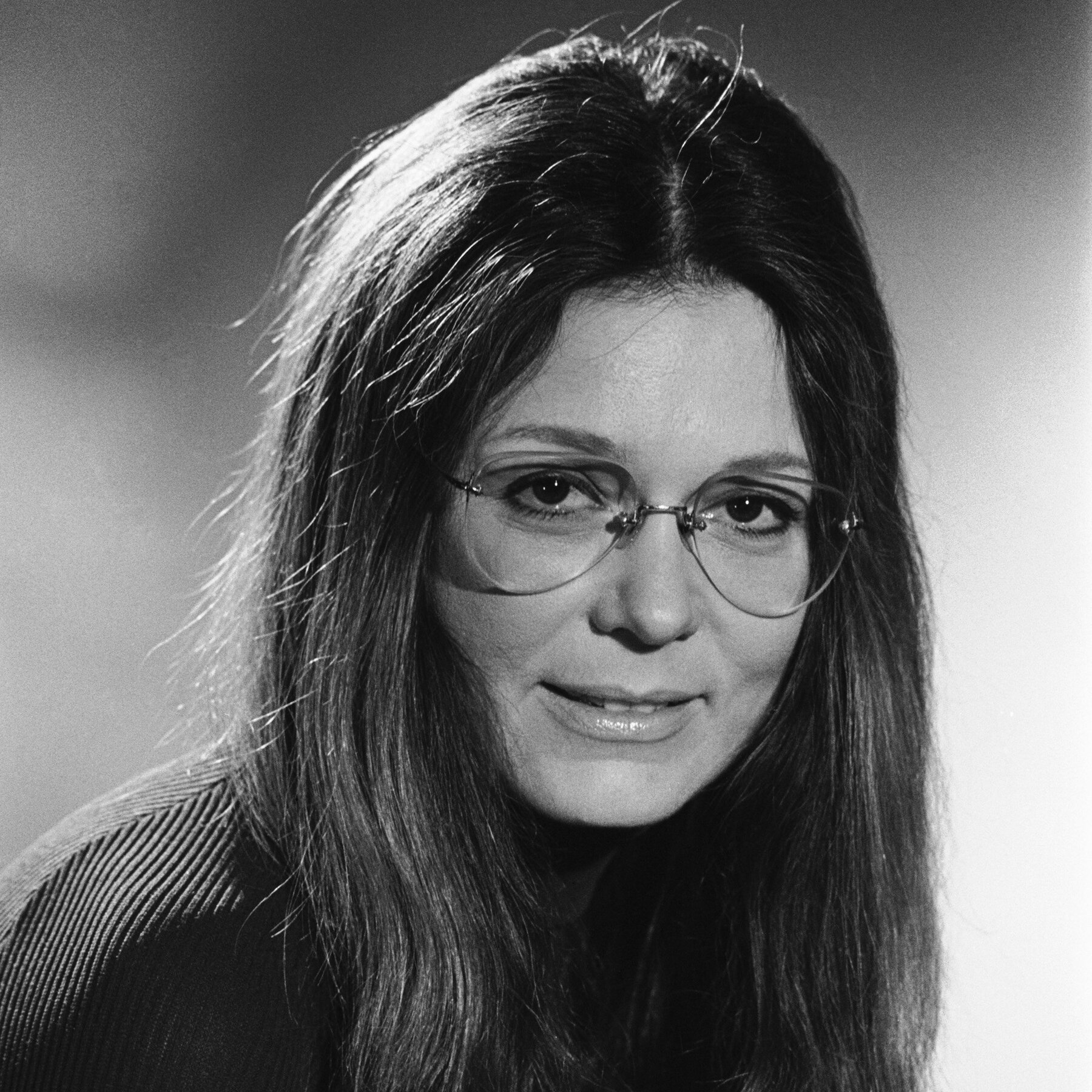 Gloria Steinem’s Glamour Was a Means to an End ST STEINEM STYLE 01 wbzq mediumSquareAt3X