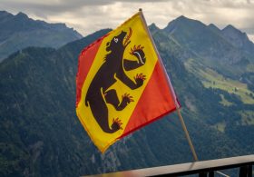 Swiss Politician Seeks to Change 600-year-old Coat of Arms in Name of “Progress”