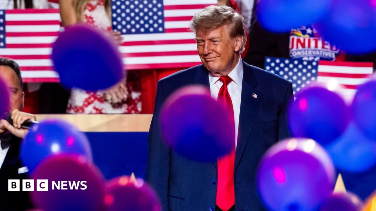 Has Trump won over voters with his midterm convention? c4e6c 7