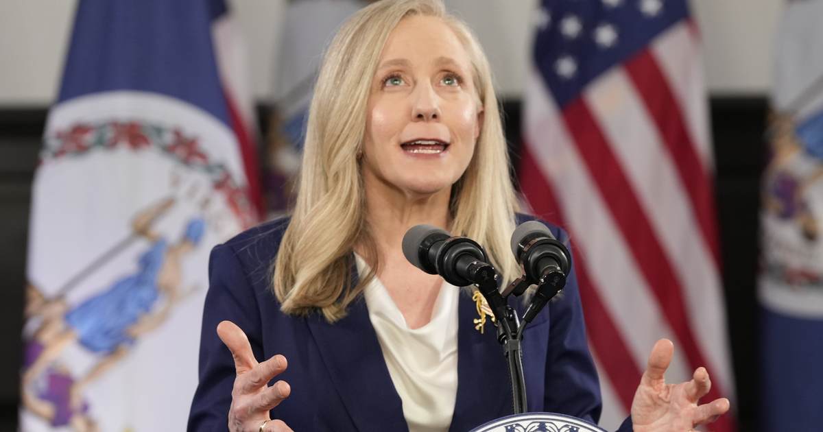 Virginia's Anti-ICE Law Hits a Federal Roadblock c5b78c59 ca33 45a5 833d d8b3a5401502 1200x630 1