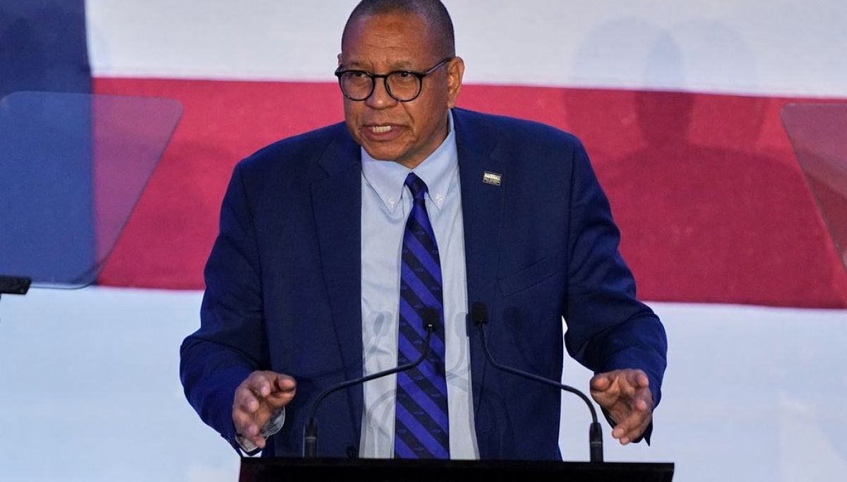 New Jersey lieutenant governor steps down over sexual harassment allegations dale caldwell allegations
