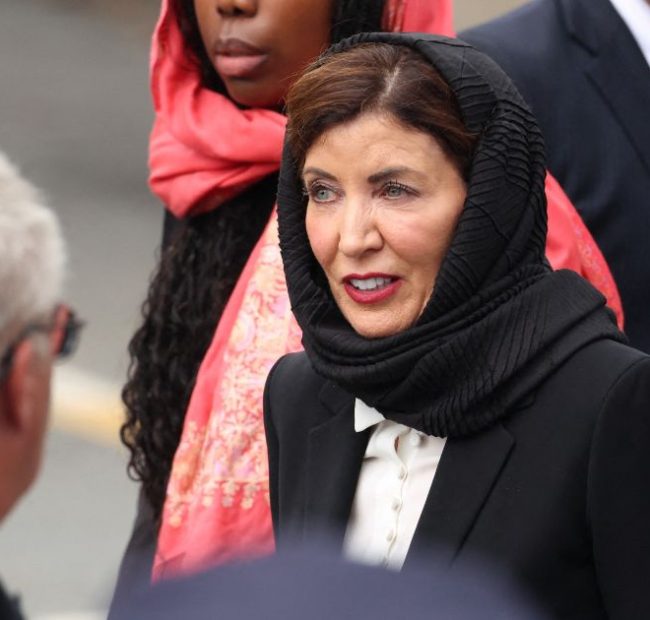 Kathy Hochul Wears Hijab 2 Weeks Before 9/11, Claims It ‘Used to Be Standard in This Country’