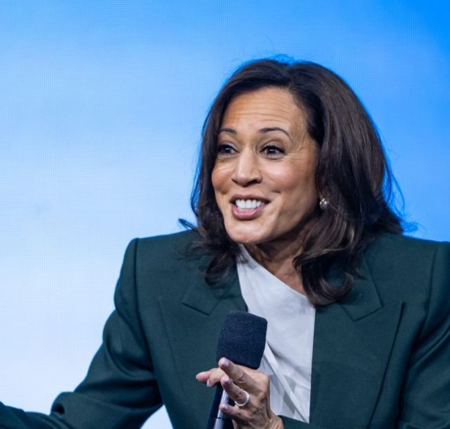 Democrats in Close Midterm Races Keep Telling Kamala Harris to Stay Away