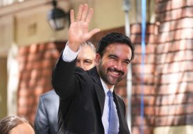 Mamdani Celebrates ‘Closing’ the Budget: All He Did Was Move Some Numbers Around, and Constituents Are Still Packing for Florida