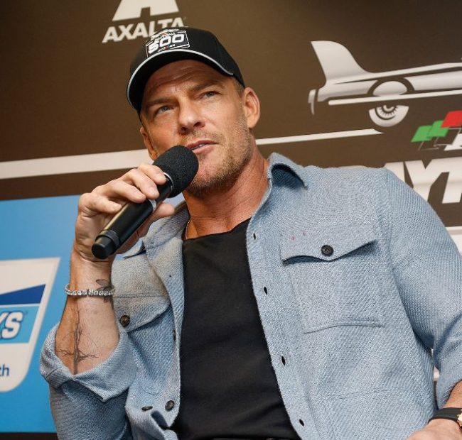 Woke ‘Reacher’ Star Alan Ritchson Admits Studio Begged Him to Keep His Mouth Shut on Politics but He Refused… Then His Film Bombed