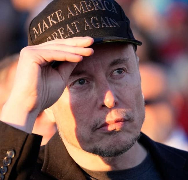 Paramount Considering Investment Deal That Could Give Elon Musk Ownership Stake in CNN and CBS
