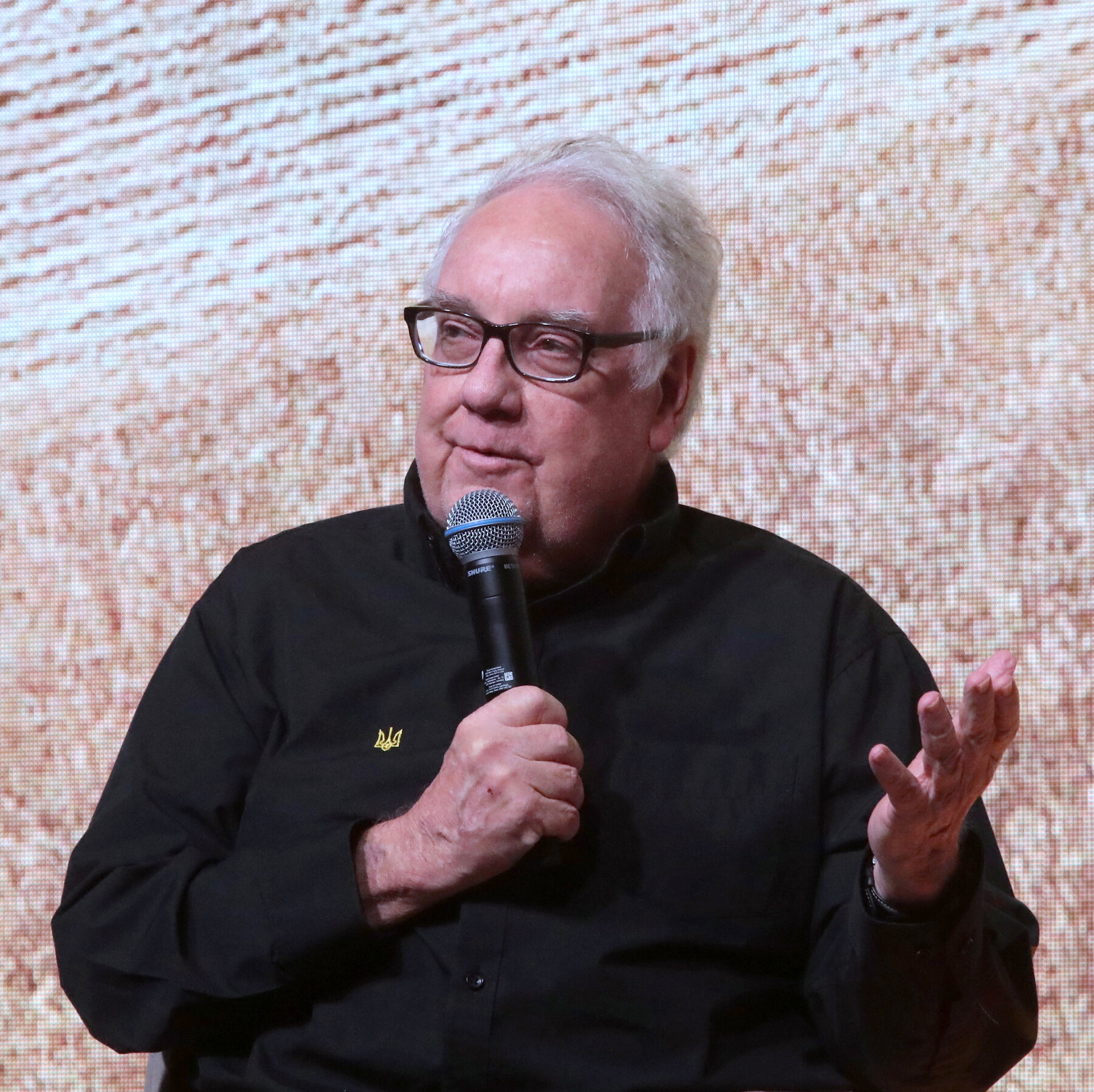 Who Is Howard Buffett, the New Berkshire Hathaway Chairman? ett mediumSquareAt3X