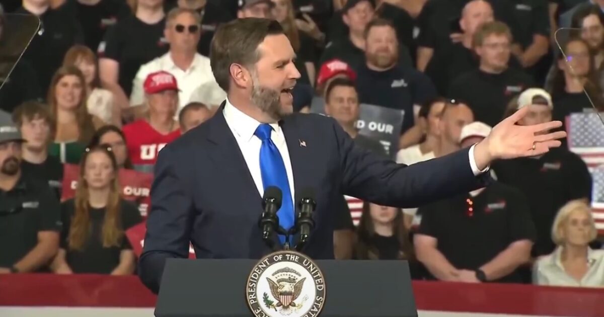 Heckler Forcefully Tossed Out of Vance’s Kansas Campaign Event For Senator Marshall img 7437 1200x630 1