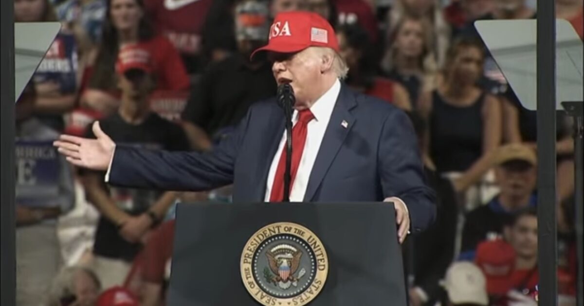 Trump Slams “Very Hostile” and “Very Political” Fed Board After Rate Hike – Says Interest Rates Should be 1% img 7926 1200x630 1