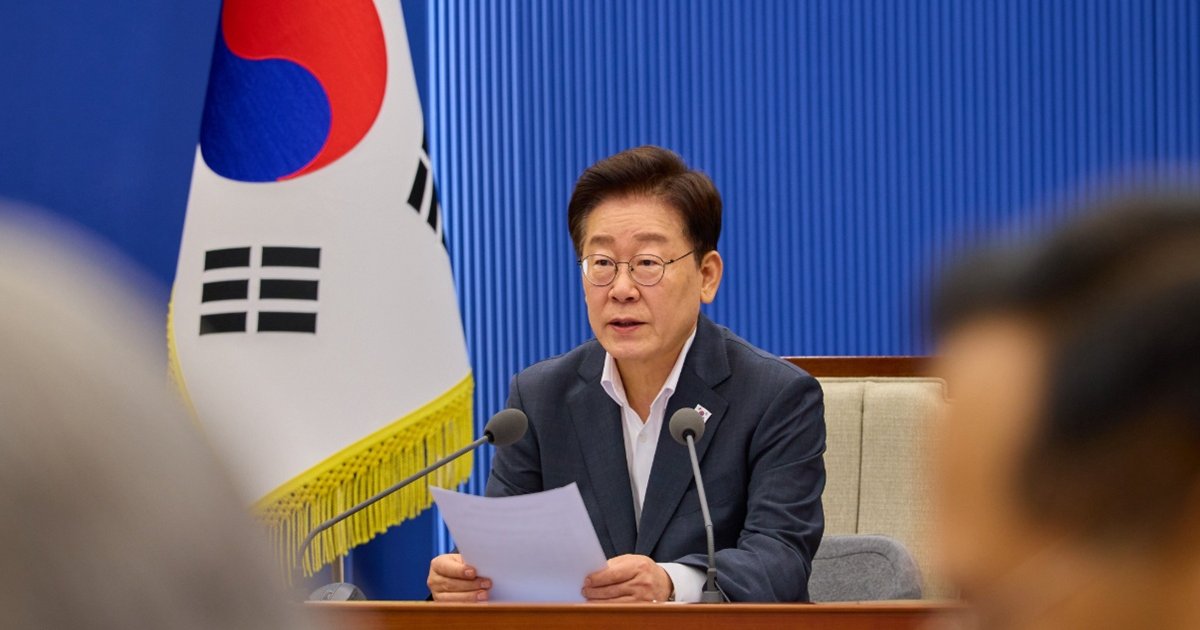 South Korean President Lee Jae Myung Joins Stray Kids Fans in Mexico, Says K-Pop 'Connects Nations' lee jae myung 2