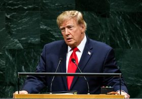 Report: Trump Rejects Iran 7-Day Hormuz Proposal, Expects to Renew Strikes After Midterms