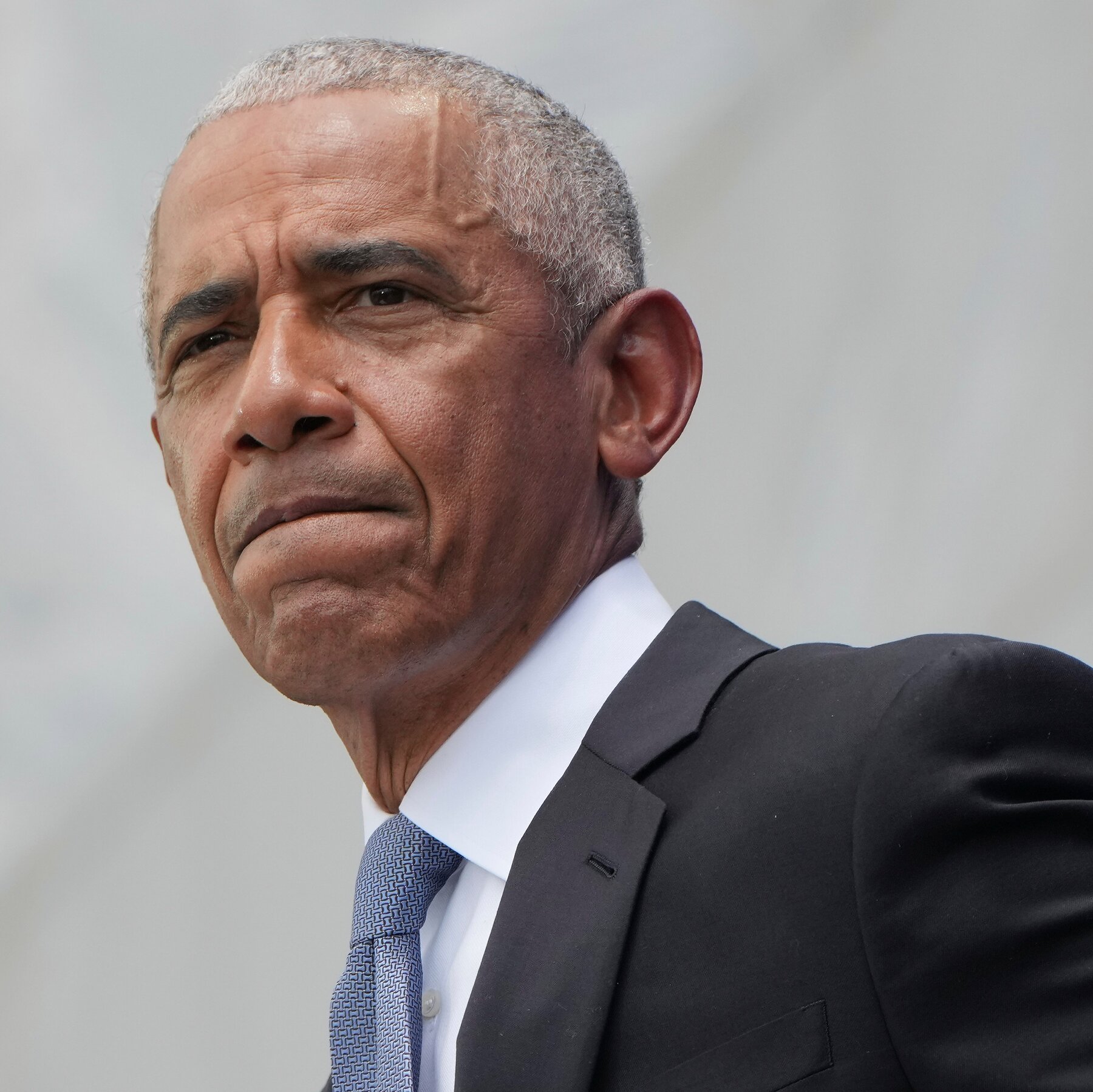 Obama Urges Democrats to Move A.I. Oversight to the Center of Their Agenda mediumSquareAt3X 38