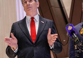 U.S. and China Discuss System to Warn of A.I. National Security Issues