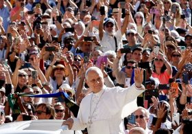 Leo XIV, Trying to Be Everyone’s Pope, Heads to Secular France