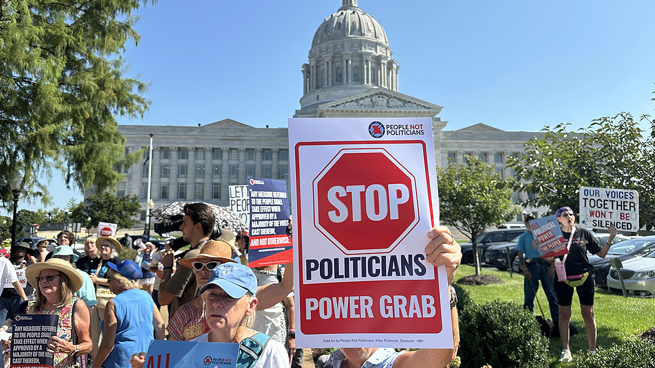Missouri election map fight races back toward Supreme Court after 1.2M voters cast primary ballots missouri redistricting maps ruling protest 001 1