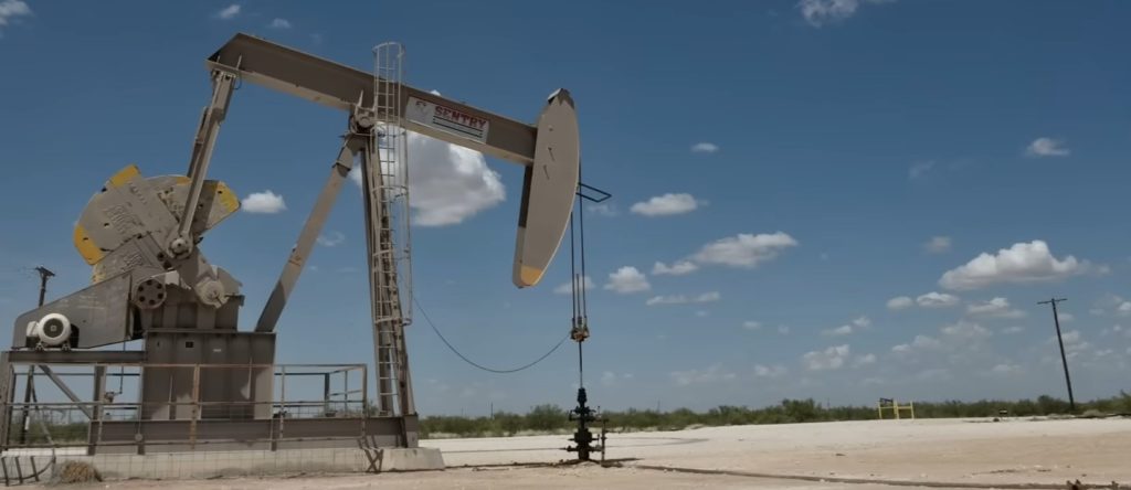 Retail giant raises motor oil price, caps customer purchases as Iran war drags on oilrigsc1 1 1024x444 1