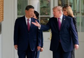 Watch: Xi Descends Into Laughter as Trump Shows off ‘President Autopen’ Picture in Place of Joe Biden’s Portrait