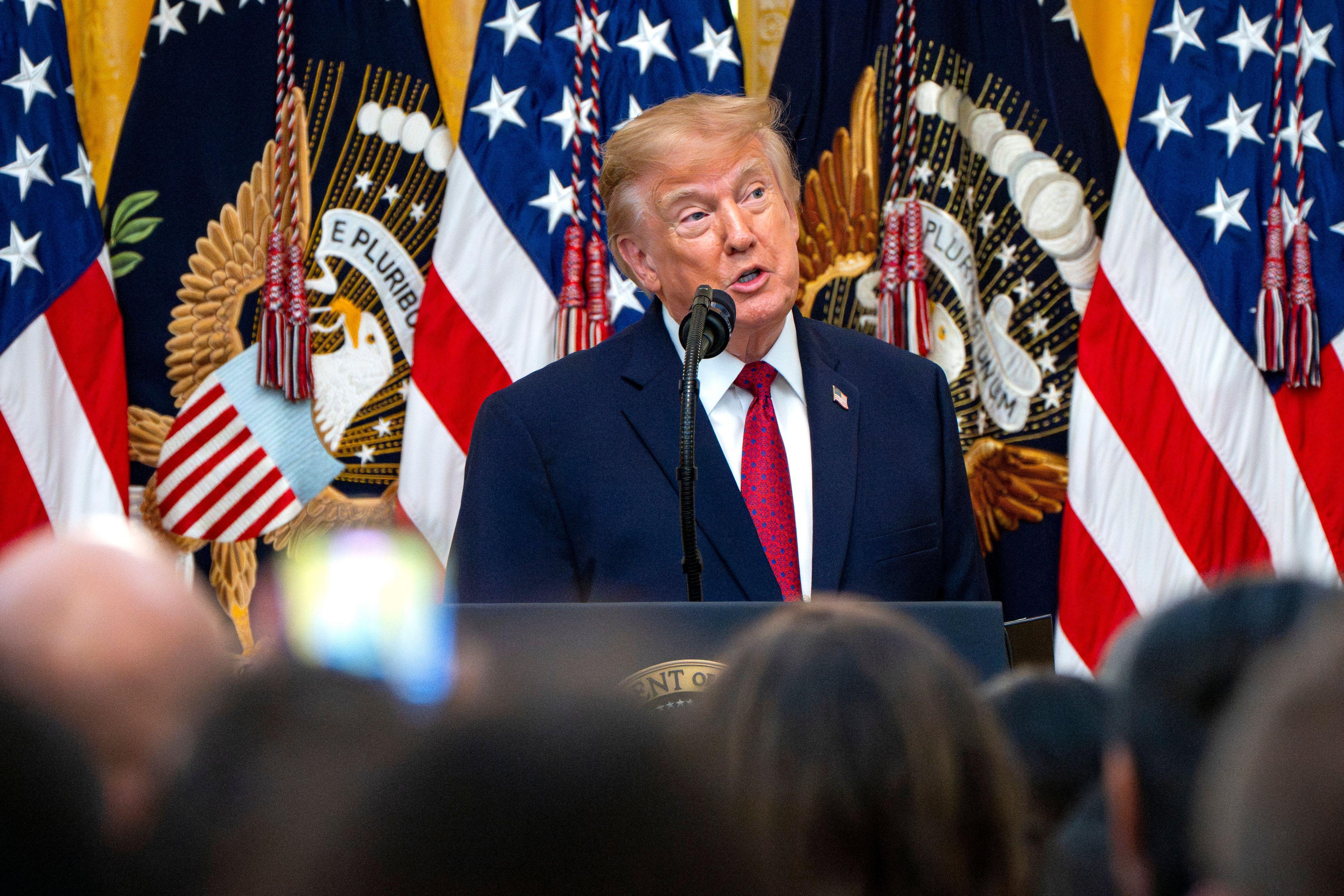 Trump pleads with Hispanic voters to back GOP in midterms, admits border policy can hurt Republicans’ chances president donald trump hosts hispanic 143195612
