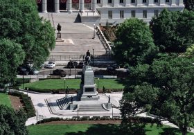 Proposal for White House Visitor Screening Center Advances