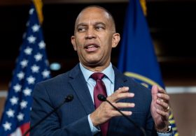 Hakeem Jeffries calls Laura Loomer a ‘stone-cold racist,’ demands Republicans denounce her