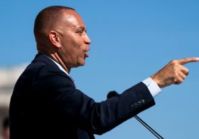 Dems vow to confront Israel on violence against Palestinians: ‘Out of control’ 