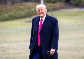 White House Boots CNN From Air Force One Ahead Of Trump’s Tennessee Trip