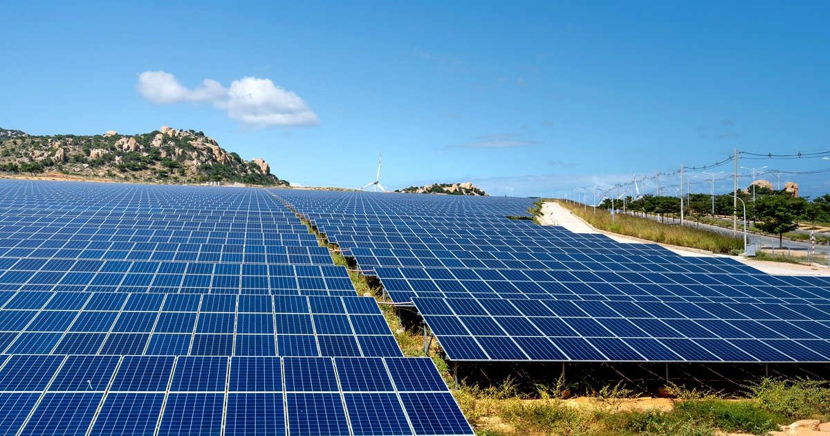 Korean Solar Stocks Jump 8% as Trump-Xi Talks Put China Curbs in Focus solar panels