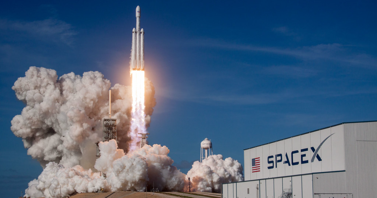 SpaceX Starship's First Orbital Flight Has a Secret Weapon: 26 Starlink Satellites spacex 4 16 billion deal 1