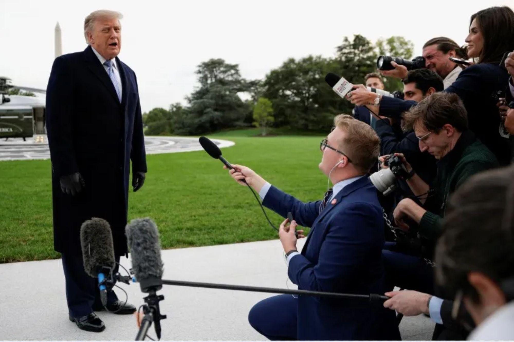 Judge blocks Trump’s White House media ban, orders access to be restored trump 17