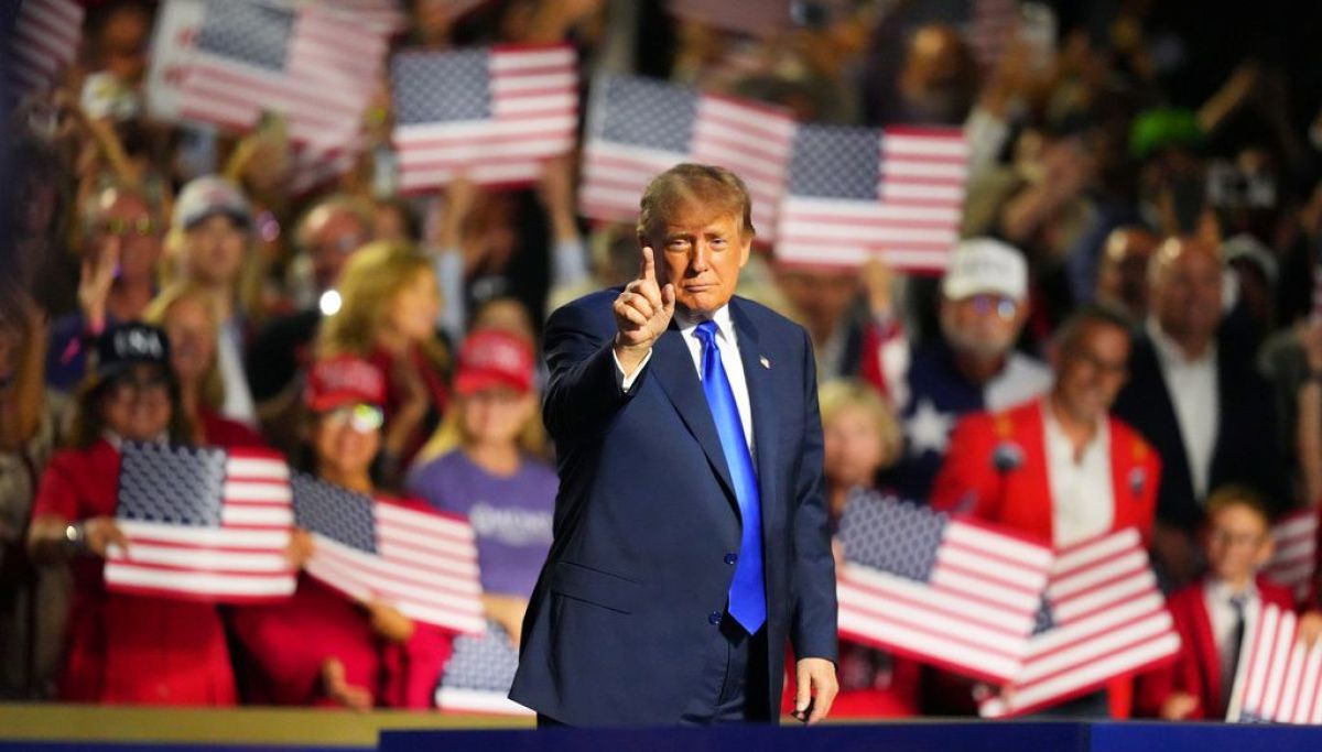 New Mexico GOP executive director brushes off Trump’s floating name change to ‘New America’ trump hits carrots gop convention