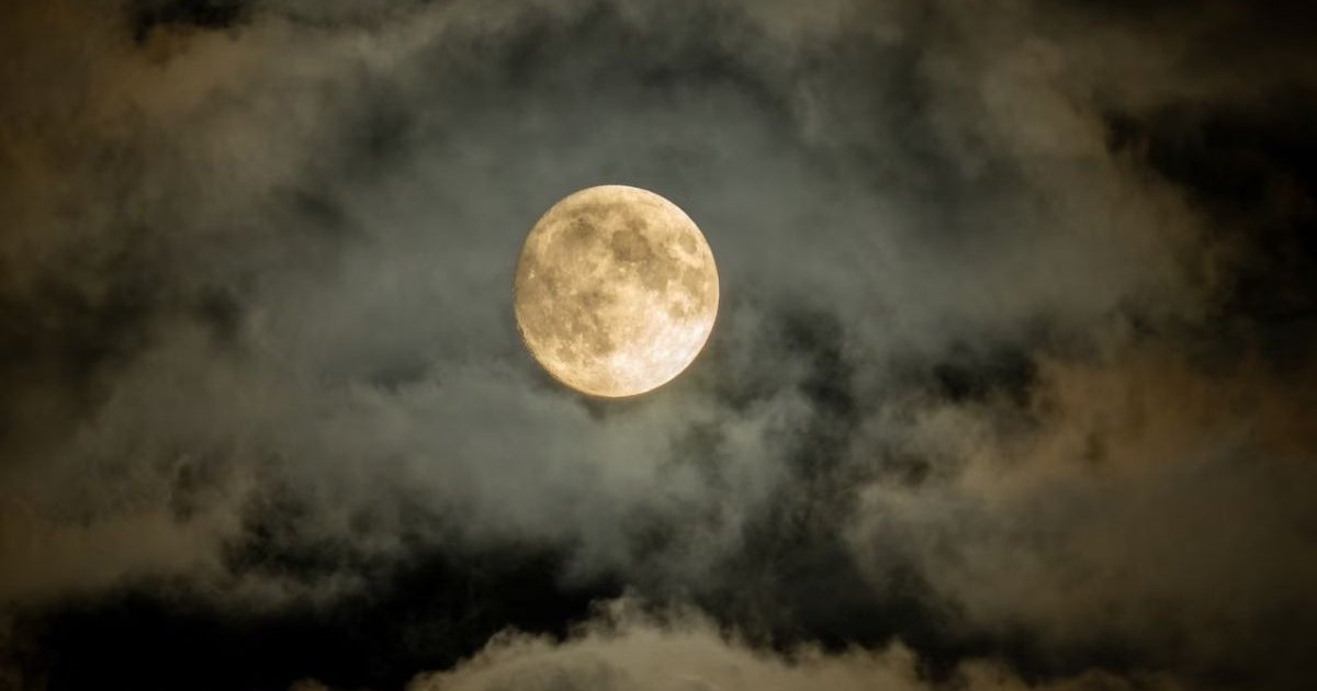 Why Saturday's Full Moon Could Make East Coast Nor'easter Flooding Worse ul noreaster moves east coast
