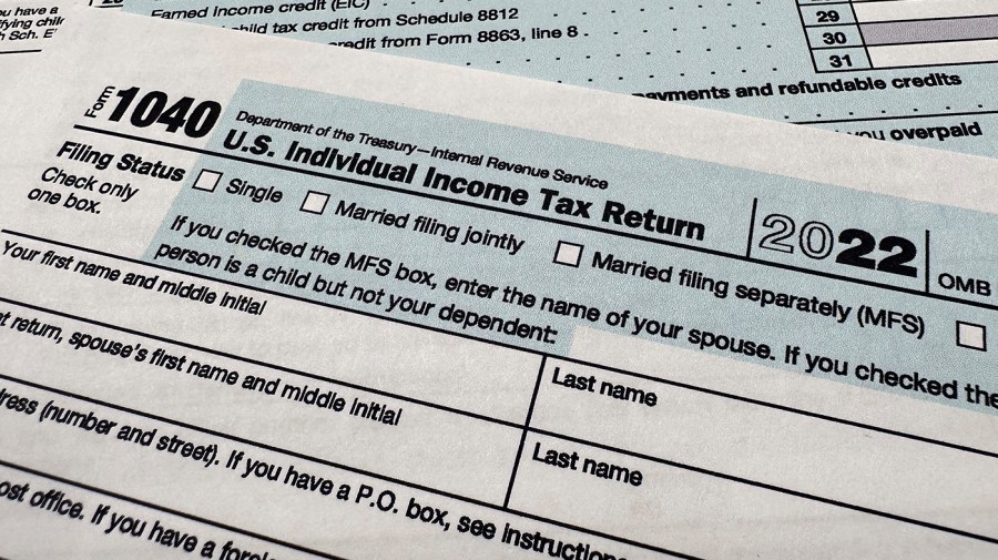 How IRS’s 2027 tax brackets may change, according to new projections und 042626 AP Jon Elswick