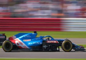 Verstappen vs. Antonelli: Bahrain GP Underway After Long Malaysia Delay