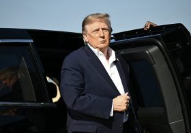 Trump places telling condition on accepting midterm election results with ominous reply as Democrats surge in polls one week out