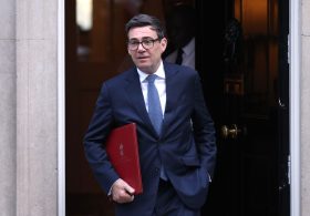 UK Signals ‘Different View’ From Trump on Russia Sanctions
