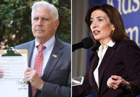 Blakeman dares Hochul to sign ‘no new taxes’ pledges after she refused to say if hikes were coming post-election