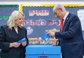 Israeli exit polls: Netanyahu bloc loses, but Eisenkot’s short of clear majority