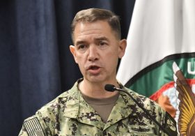Top U.S. Middle East commander briefs Trump on Iran blockade