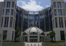 Heroic Security Guard Saves the Day After Man Pulls Gun at Federal Courthouse in Nashville
