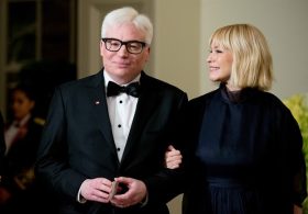 The Lie That Snagged Me: Wealthy ‘Austin Powers’ Actor Mike Myers Loves Socialism and Fights Fascism
