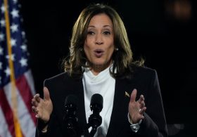 Kamala Harris Repeats Mangled Motivational Line as Mississippi Crowd Answers with Crickets