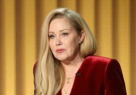 Christina Applegate’s Devastating MS Misdiagnosis Leaves Her at Square One: ‘I Lost Everything’