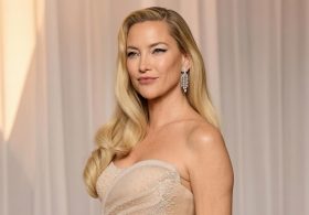 Kate Hudson Sizzles in Strapless Red Bikini During Hawaiian Escape with Fiancé