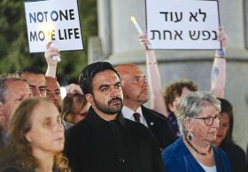 Mamdani accused of ‘genocide’ at heated Oct. 7 vigil following divisive message